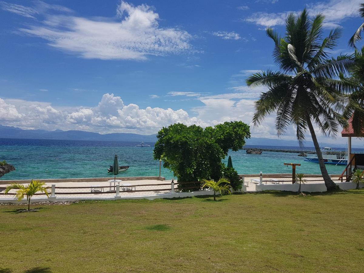 Tauig Beach Resort Moalboal Exterior photo