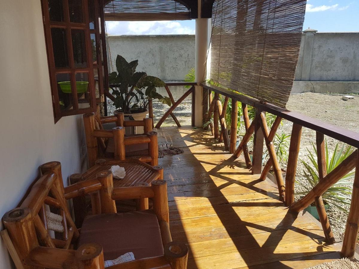 Tauig Beach Resort Moalboal Exterior photo