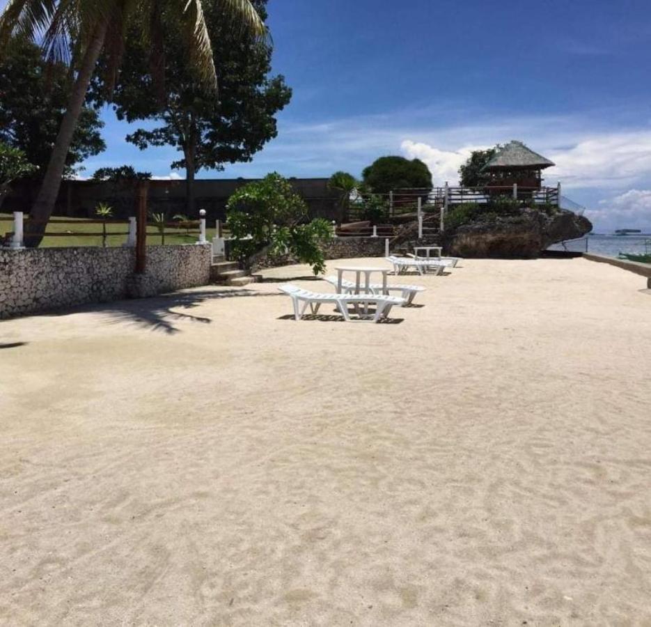 Tauig Beach Resort Moalboal Exterior photo