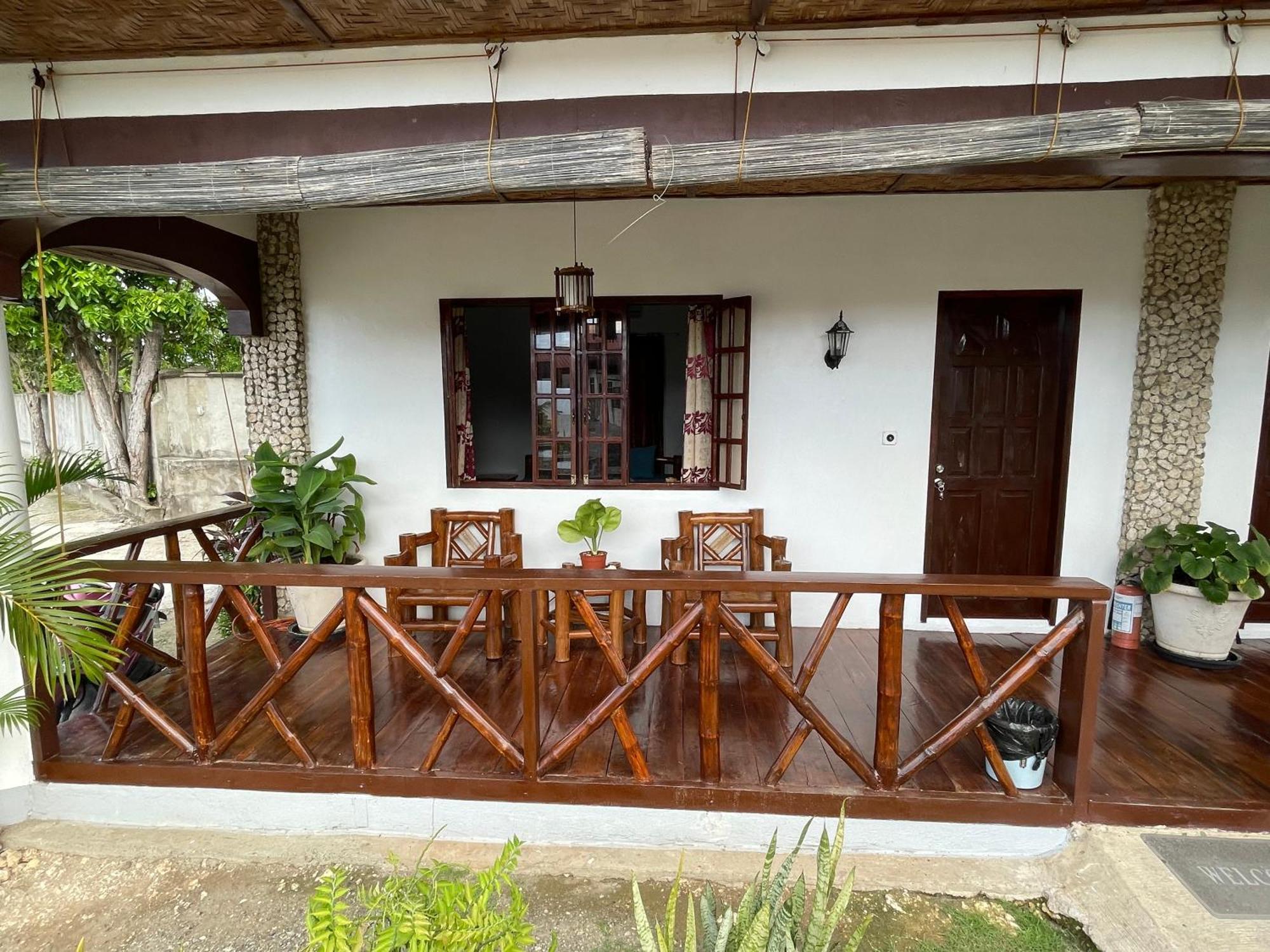 Tauig Beach Resort Moalboal Exterior photo