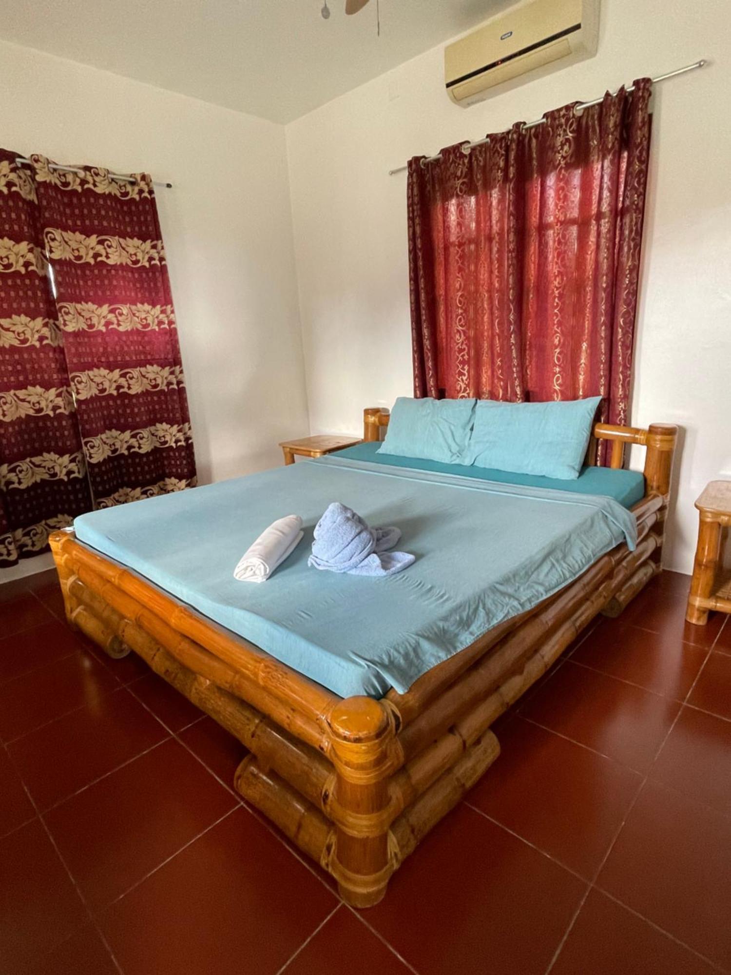 Tauig Beach Resort Moalboal Exterior photo